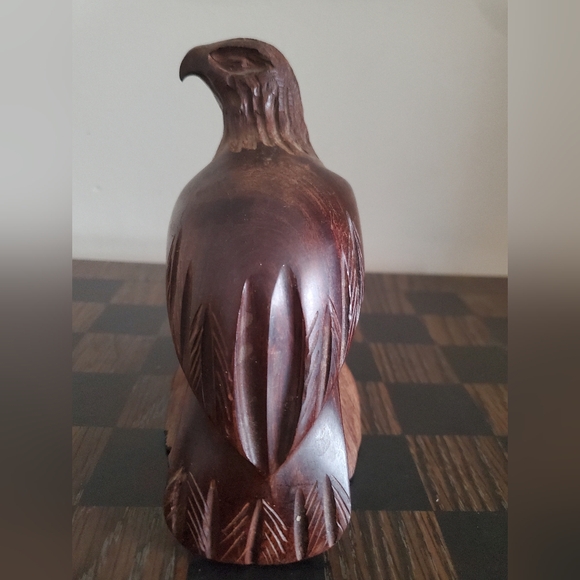 Vintage 1970s ironwood hand carved eagle statue 6" in - Picture 4 of 9